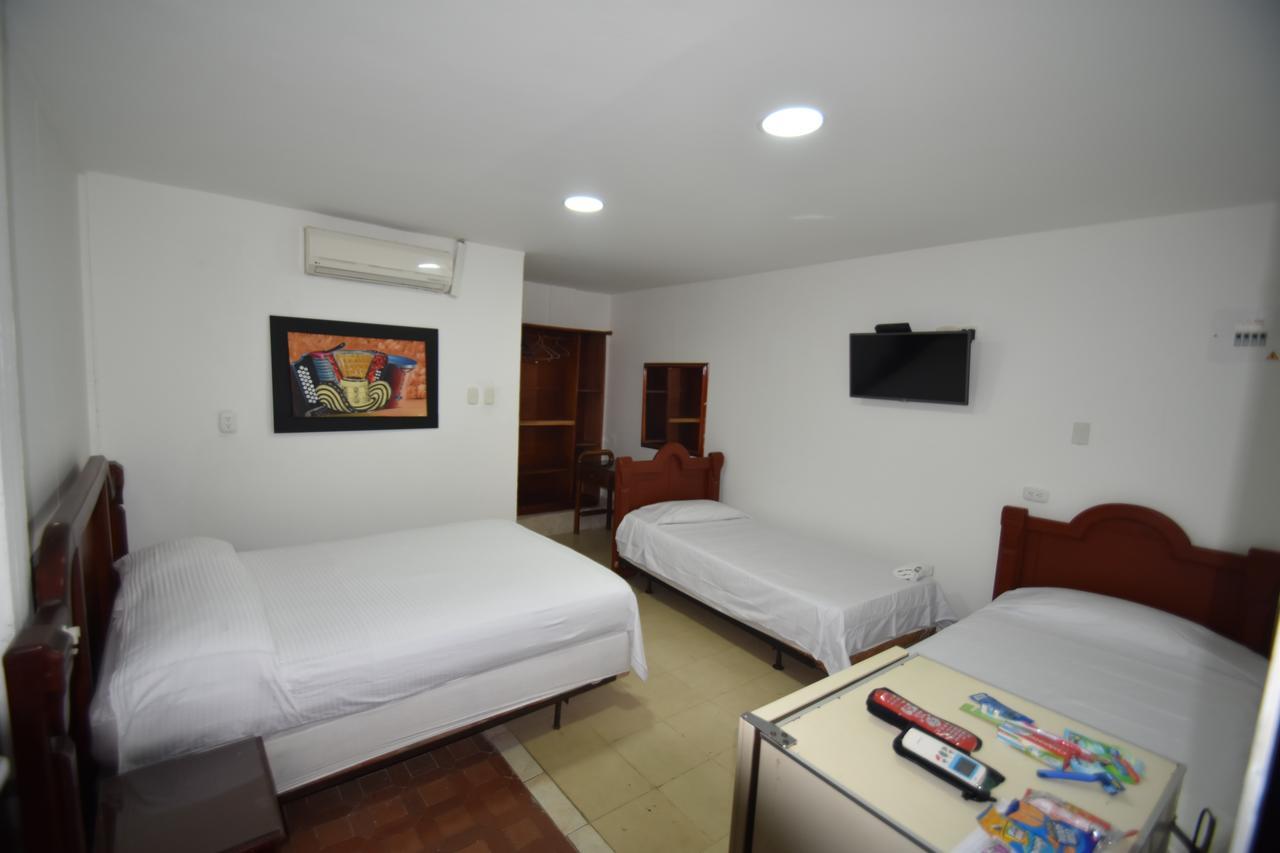 Hotel Nuevo Tio บาเยดูปาร์ ภายนอก รูปภาพ