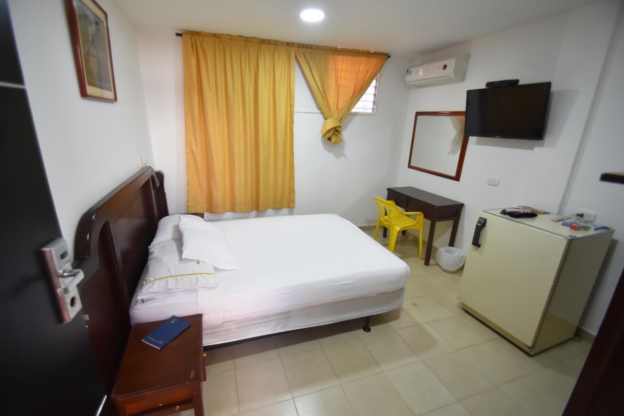 Hotel Nuevo Tio บาเยดูปาร์ ภายนอก รูปภาพ