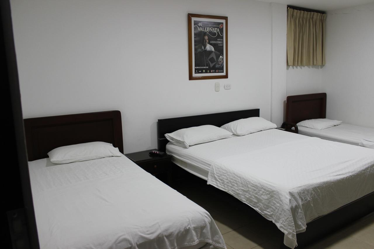 Hotel Nuevo Tio บาเยดูปาร์ ภายนอก รูปภาพ