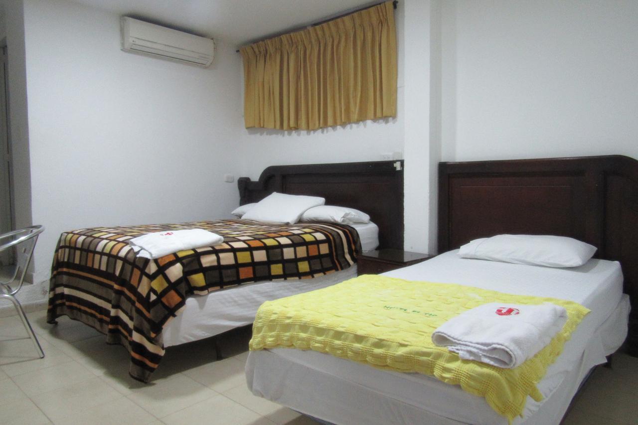 Hotel Nuevo Tio บาเยดูปาร์ ภายนอก รูปภาพ
