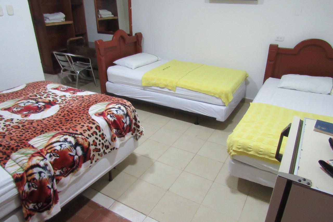 Hotel Nuevo Tio บาเยดูปาร์ ภายนอก รูปภาพ