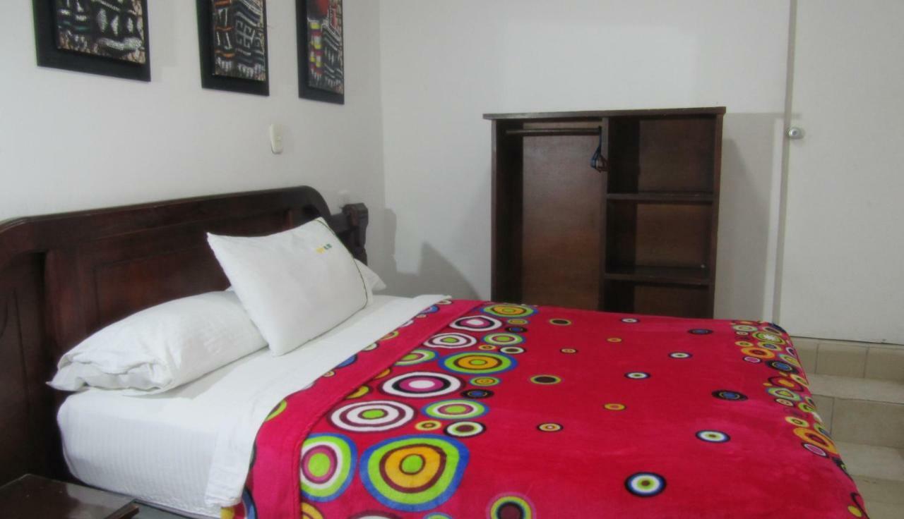 Hotel Nuevo Tio บาเยดูปาร์ ภายนอก รูปภาพ