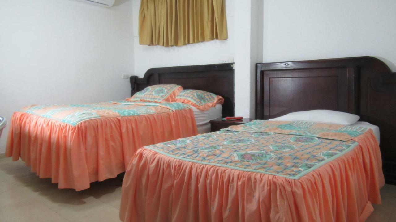 Hotel Nuevo Tio บาเยดูปาร์ ภายนอก รูปภาพ